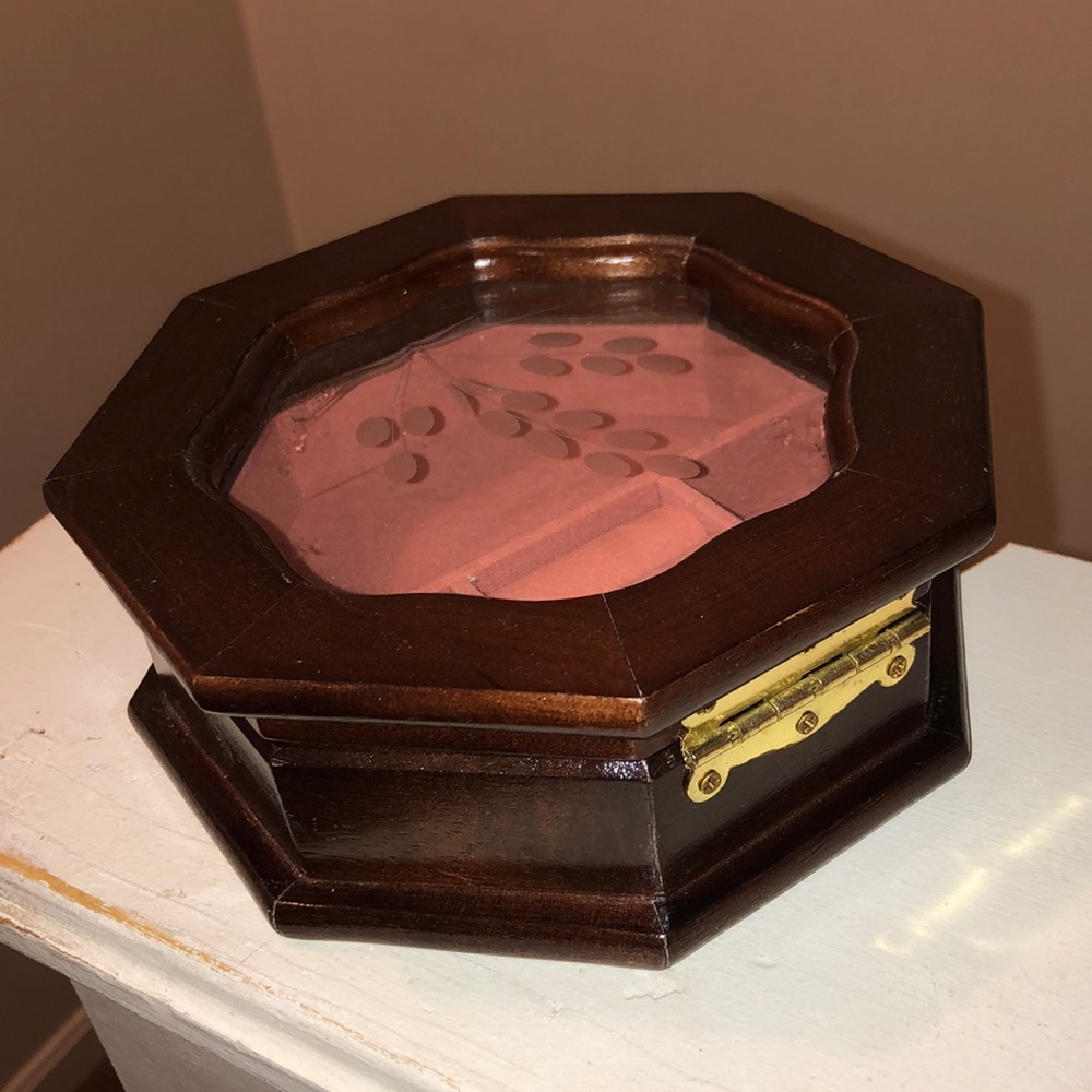 Jewelry Box - Picture 3 of 4